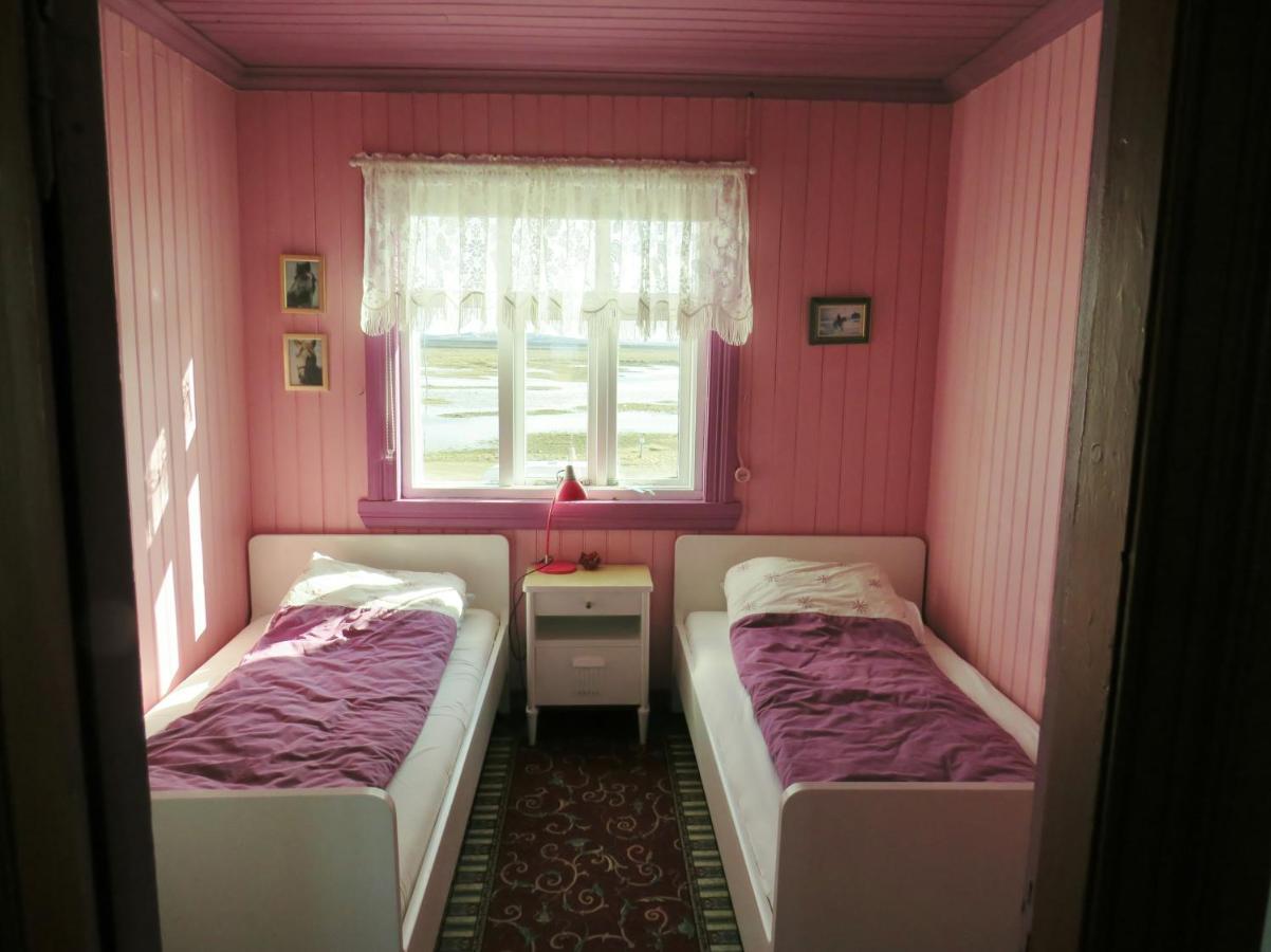 Husey Hostel & Horsefarm Эгильсстадир Экстерьер фото